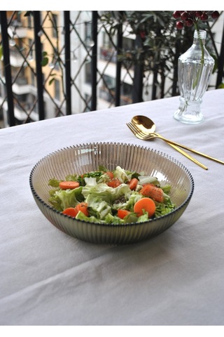 20 Cm Cam Salata Tabağı Füme Salata Kasesi Orta Boy Tabak 2-3 Kişilik Kahverengi