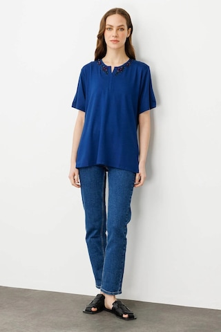 Desen Triko Kadın Açma Yaka Dantel Çiçek İşlemeli Penye T-shirt 24751 Indigo Indigo