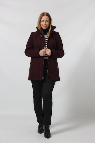 Moda Berray Önü Fermuarlı Ve Düğme Detaylı Kapüşonlu Kaşe Kaban Bordo