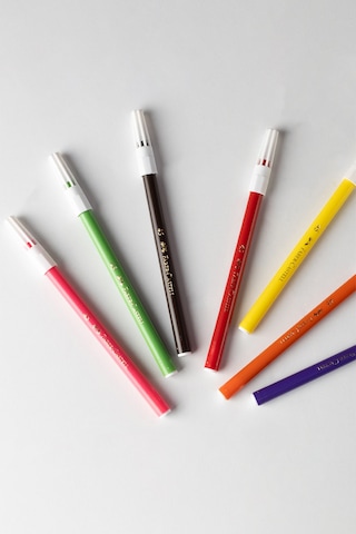 Faber-Castell Keçeli Kalem 20 Renk, Dayanıklı ve Parlak Renkler, Çocuklar İçin Güvenli, Su Bazlı Mürekkep