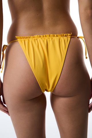 Penti Sarı Super Frill Bağlamalı Düşük Bel Bikini Altı