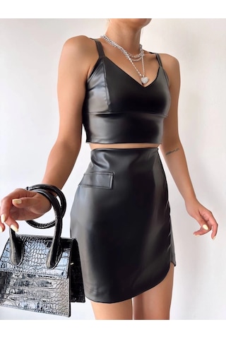 Cep Detaylı Oval Kapaklı Deri Etek Siyah H240048 Siyah