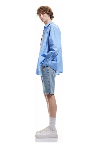 Koton Katlamalı Paça Cepli Bermuda Slim Fit Denim Şort Açık İndigo 5sam40011ıd Açık İndigo