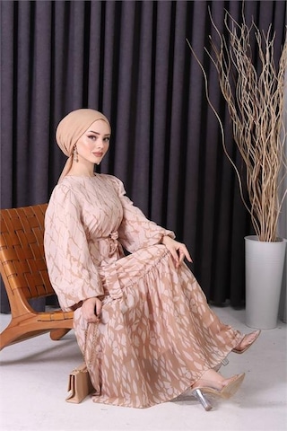 Neşeli Butik Kadın Şifon Eteği Fırfırlı Desenli Tesettür Elbise Sms008 Bej