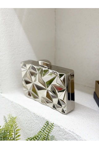 Nurkaraca 25y9773 Metal Kasalı Abiye El Çantası Kadın 18x11cm