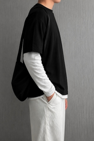 Tarz Cool Erkek Beyaz Siyah Katmanlı Bisiklet Yaka %100 Pamuk Oversize Tişört