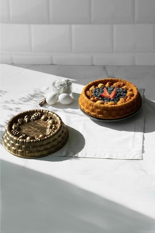 Nehir Violet Döküm Dart Kek Kalıbı - Exclusive Döküm Kek Kalıbı