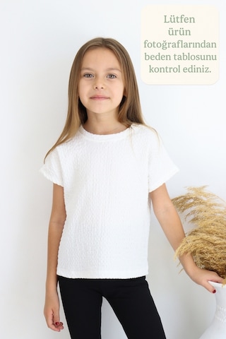 Fesshera Kids Kız Çocuk Dokulu Yumuşak T-shirt Konforlu, Zarif Ve Günlük Şıklığın Anahtarı Beyaz