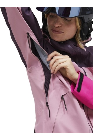 Peak Performance Peak Performance Vislight Gore-tex Kadın Mont 10338 Çok Renkli