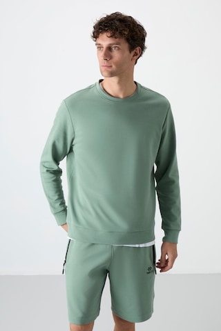 Tommy Life Açık Yeşil Basic O Yaka Rahat Form Erkek Sweatshirt - 88053 CAMEL
