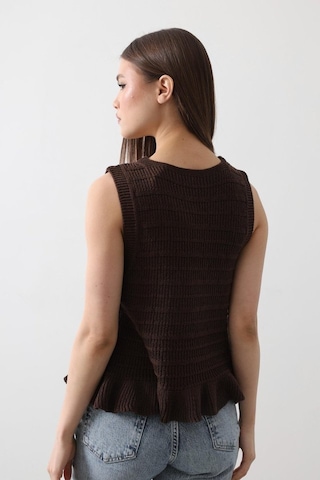 Modasize Önü Bağlamalı Yelek - Kahve Kahve