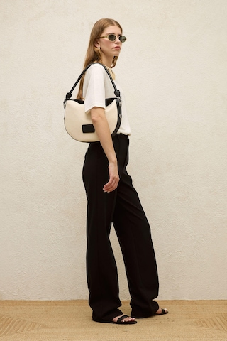 Manuka Önden Dikişli Straıght Pantolon Siyah