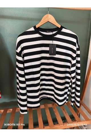 Trendall Siyah Çizgili Beyaz Renk Uzun Kollu Basic Tshirt