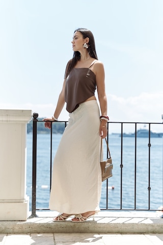Mai Collection Mai Studios Co. Alytih Üçgen Detay Soft Kahve Crop Kahve
