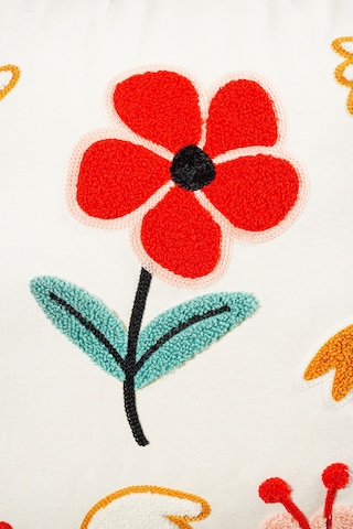 45x45 Cm Beyaz Punch Nakışlı Kırlent Kılıfı Bohem Tarzı Dekoratif Yastık Kılıfı Karışık/Çok Renkli