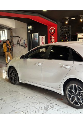 Kia Ceed 2021... Body Kit--fibersan Tuning