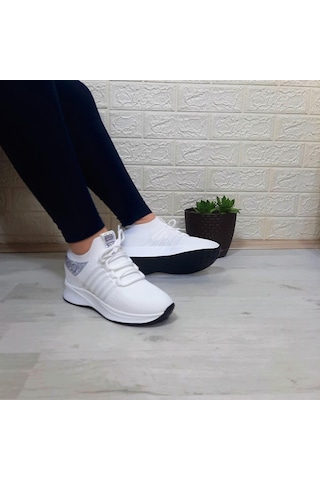 M.p 1669 Beyaz İçten Gizli Topuk 7cm Taşlı Kadın Spor Ayakkabı 001
