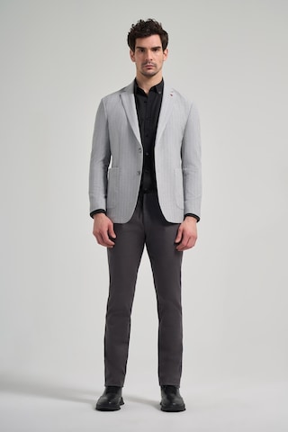 İmza Çizgili Desen Gofreli Mono Yaka Esnek 6 Drop Slim Fit Ceket 1002250122 Gri