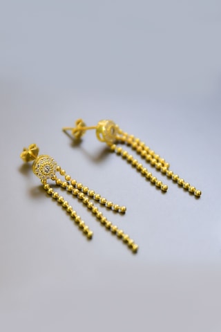 925 Ayar Gümüş Gold Kaplama Top Zincir Püsküllü Tek Taş Küpe