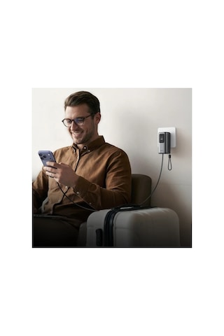 Mc-8501 Freego 45w 3'ü 1 Arada 10000mah Dahili Geri Çekilebilir Type-c Kablo, Ac Prize Takılabilir Şarj Adaptörlü Powerbank Siyah Universial Priz Uçları