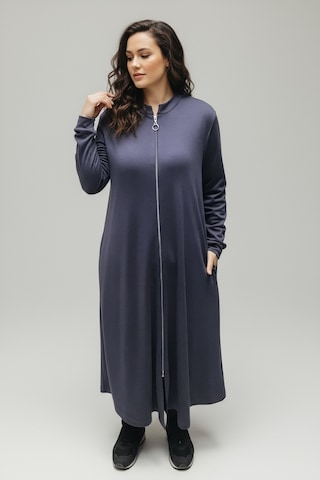 Kadın Önü Fermuarlı Kolu Manşetli Gizli Cepli Mevsimlik Kap Gri