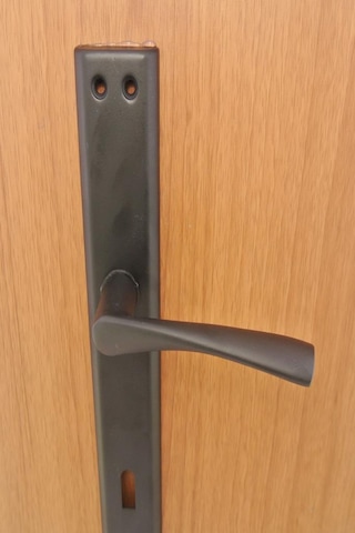 Burgaz Mat Siyah Aynalı Kapı Kolu