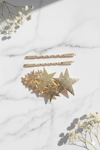 Yıldız Desneli Metal Toka Ve 2 Adet Tel Toka, Toplam Üç Adet Metal Toka Altın