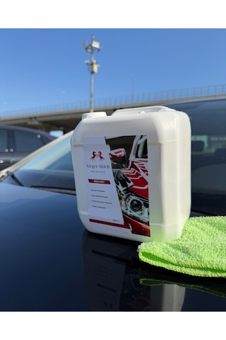 Sieger Milch Hızlı Araç Cilası 2.5l Bidon + Microfiber Bez Tekli Sieger Milch Hızlı Araç Cilası 2.5l Bidon + Microfiber Bez Tekli