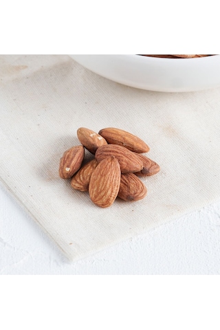 Bulutlar Kuruyemiş Badem İçi Çiğ Yerli 1000 Gr 1 KG