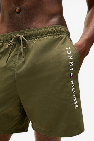 Tommy Hilfiger Medıum Drawstrıng Zip Pocket Erkek Yeşil Deniz Şortu - Um0um03748