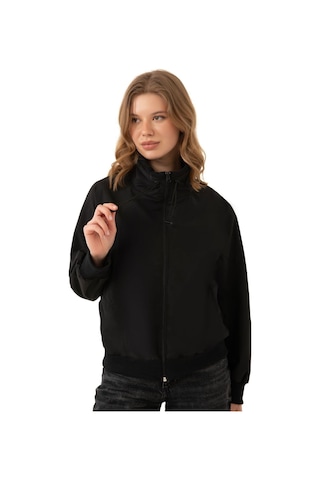 Spor Kadın Dik Yaka Su Ve Rüzgar Geçirmez Oversize Crop Mevsimlik Yağmurluk Rüzgarlık Siyah