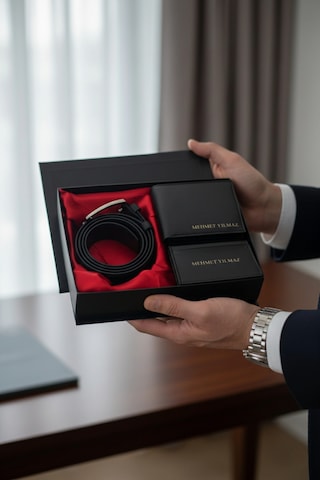 İsim Baskılı Erkek Cüzdan Kartlık Kemer Seti Kişiye Özel Kutulu Hediye Seti Siyah