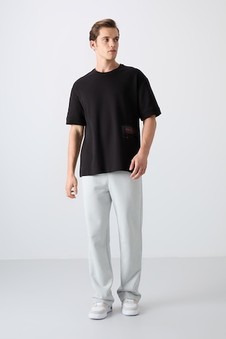 Tommy Life Siyah Pamuklu Kalın Yumuşak Dokulu Oversize Fit Baskılı Erkek T-shirt - 88322 001