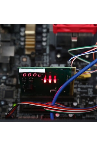 Yuntech01 Dört Basamaklı Lcd Ekranlı Bilgisayar Anakart Tanı Kartı - Hızlı Arıza Tespiti, Sesli Bildirim, Tüm Anakartlarla Uyumlu İngilizce Kılavuz