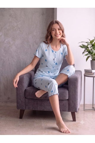 Kadın Kısa Kollu Yumuşak Tuşe Yazlık Likralı Kumaş Kapri Pijama Takım Turkuaz