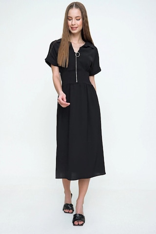 Kadın Siyah Fermuarlı Beli Büzgülü Airobin Polo Yaka Elbise Maksi Boy Uzun Rahat Ve Günlük Siyah