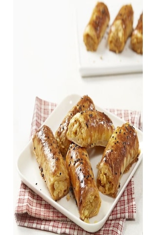 Çengelköy Börekçisi Dondurulmuş Patatesli Rulo Börek 3 KG + Karışık Poğaça 7'li