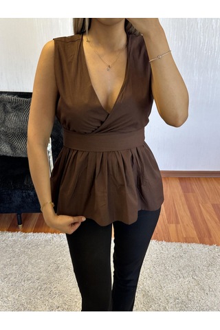 Jenerik Eteği Valonlu Beli Kuşaklı Kruvaze Poplin Bluz Kahverengi