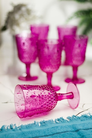 Akrilik Pembe 6'lı Kadeh & Su Meşrubat Kahve Yanı Bardağı 450 Ml Cam Değildir Stantart