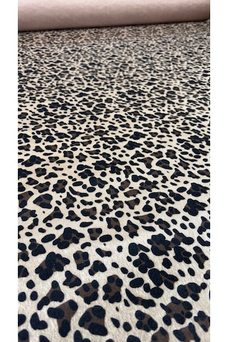 Leopar Desenli Tüylü Kumaş Bej Üstüne Leopar Deseni 100 X 140 Bej