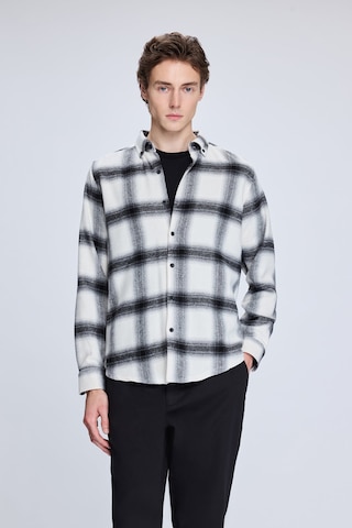 Hatemoğlu Siyah Slim Fit Kareli Düğmeli Yaka Uzun Kollu Pamuklu Gömlek 19151010024a 818 1964077 Siyah