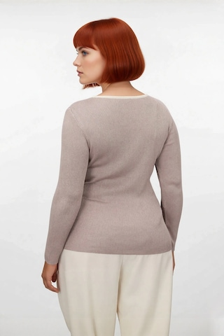 Ersefa Kadın Fitted Fitilli Triko Kazak İnce Yapılı Polyester Çift Katma Bej