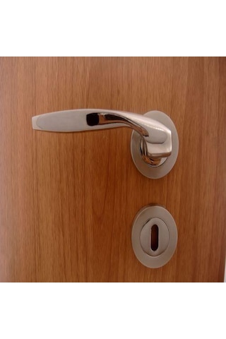 Zümrüt Kapı Kolu Nikel Saten Rozetli