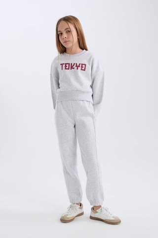 DeFacto Kız Çocuk 2'li Takım Baskılı Sweatshirt Üst Beli Lastikli Jogger Eşofman Altı D4867A824WNGR421 Gri