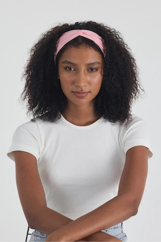 Beyaz Kısa Kol Bisiklet Yaka Vücuda Oturan Kaşkorse Crop + Bandana Set %100 Pamumklu, Esnek Rahat Beyaz-pembe