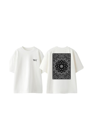 Thewert Gri Halı Desen Tasarım Sırt Baskılı Pamuk Beyaz Oversize T-shirt