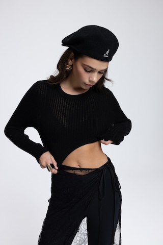 Mai Collection Mai Studios Co. Liana Siyah Yumuşak Doku Triko Crop Siyah