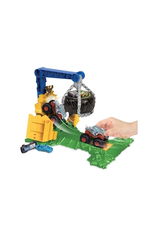 Hot Wheels Monster Trucks Arenada Rhinomite Mücadelesi HTP18