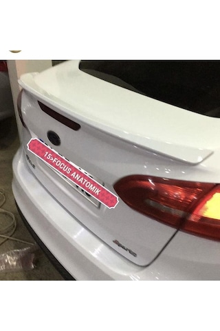 Ford Focus 2015- Beyaz Spoiler