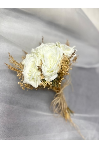 Islak Dokulu Romantik Beyaz Gül Ve Cipso Gelin El Buketi Beyaz